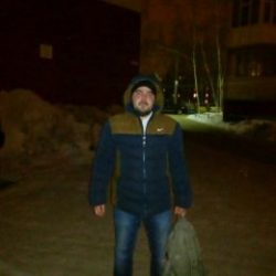 Парень ищет девушку для встреч, общения, секса (по желанию) в Екатеринбурге